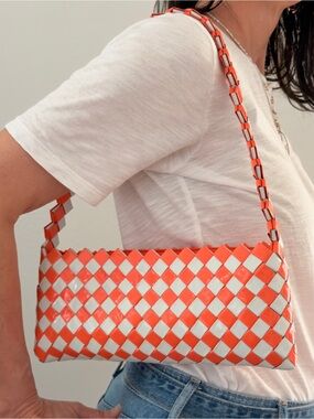 90’s Eco-Chic Vintage Candy Wrapper Style Woven Orange White Shoulder Bag Purse